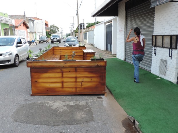 Estrutura pública deixou muitos moradores curiosos (Foto: Caio Gomes Silveira/ G1)