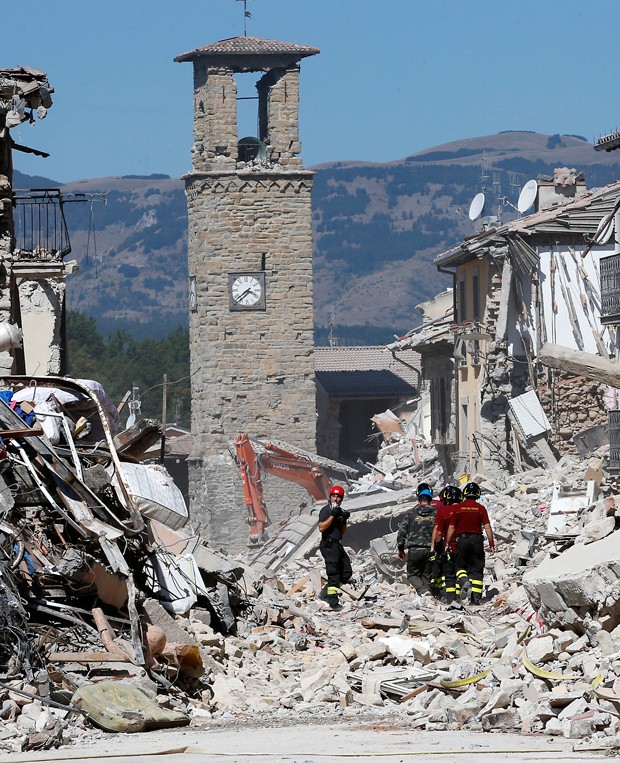 Amatrice foi município mais afetado pelo terremoto que atingiu na última quarta-feira  (Foto: Antonio Calanni/AP)