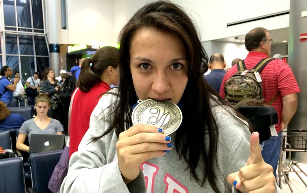 Amanda Ribas MMA medalha (Foto: Ivan Raupp)