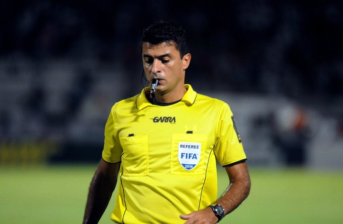 sandro meira ricci santa cruz x sport (Foto: Aldo Carneiro / Pernambuco Press) sandro meira ricci santa cruz x sport (Foto: Aldo Carneiro / Pernambuco Press)