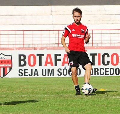 Vitinho Botafogo-SP (Foto: Luis Augusto/Ag. Botafogo)