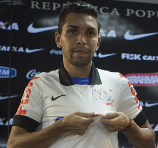 Petros garante que seu 'lado guerreiro' vai conquistar a Fiel