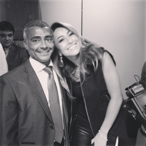 Romário e Sanrina Sato (Foto: Reprodução/Instagram)