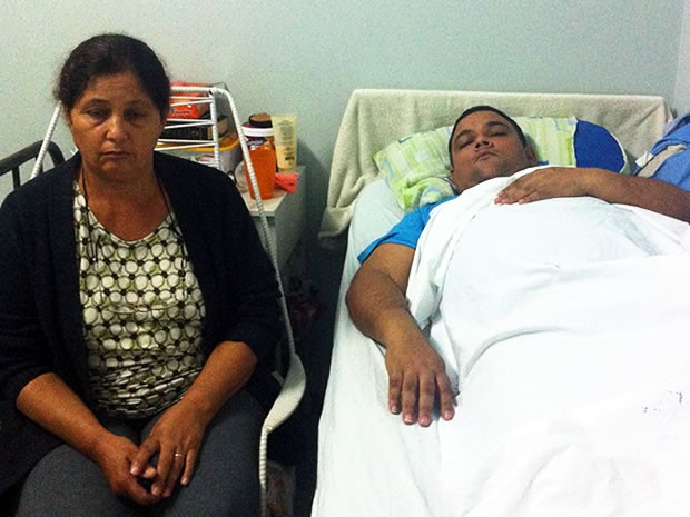 Paciente à espera de cirurgia em Mato Grosso (Foto: Marcelo Ferraz/G1)