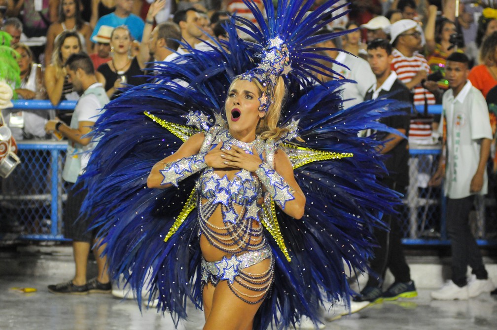 Monique Alfradique participou do desfile da Grande Rio (Foto: Alexandre Durão / G1)