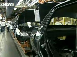 produção de veículos fábrica carros (Foto: Reprodução/Globo News)