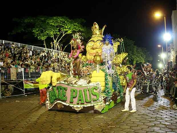 Desfile Bate Paus São João del Rei 4 (Foto: Thiago Morandi/Arquivo Pessoal)