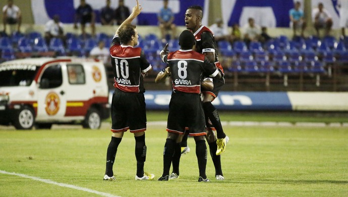 Santa Rita comemora gol no Rei Pelé (Foto: Ailton Cruz/ Gazeta de Alagoas)