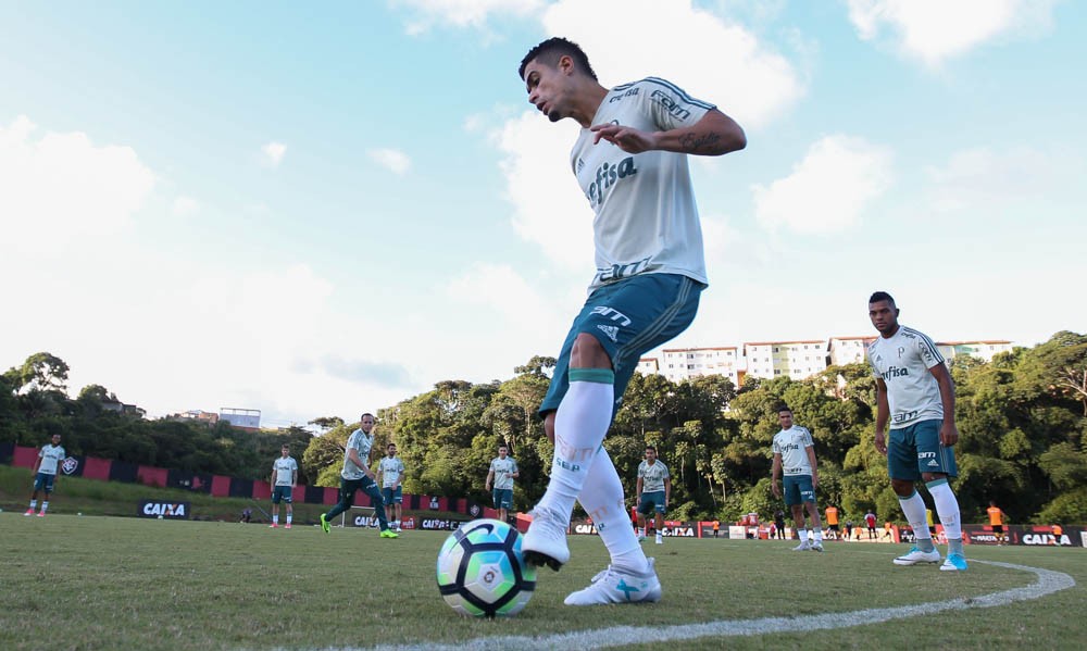 Questionado em campo: Egídio pode ter nova chance no Palmeiras