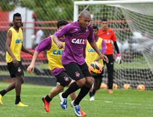 Atlético-PR no treino (Foto: Site oficial do Atlético-PR/Bruno Baggio)