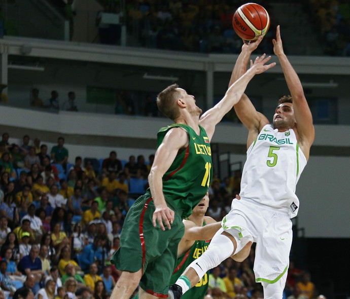 brasil, lituânia, raulzinho, basquete, olimpíada rio 2016 (Foto: EFE/EPA/ Larry W. Smith) brasil, lituânia, raulzinho, basquete, olimpíada rio 2016 (Foto: EFE/EPA/ Larry W. Smith)