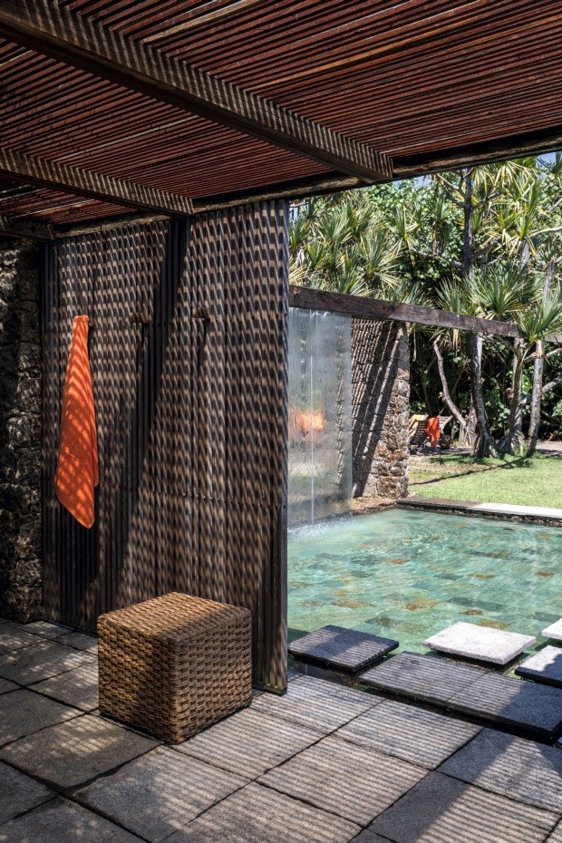 Conheça a casa que Luiz Indio da Costa criou para si em Itanhangá (Foto: Fran Parente) Conheça a casa que Luiz Indio da Costa criou para si em Itanhangá (Foto: Fran Parente)