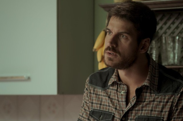 Zeca (Marco Pigossi) (Foto: TV Globo)