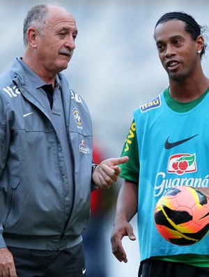 Scolari Felipão Ronaldinho_Seleção treino (Foto: Wagner Carmo / VIPCOMM)