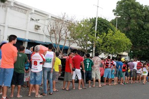 Estádio Lindolfo Monteiro Teresina Piauí (Foto: Náyra Macêdo/GLOBOESPORTE.COM)