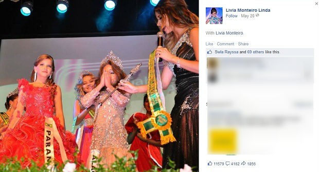 Lívia recebendo a notícia que venceu o concurso de Mini Miss Brasil (Foto: Reprodução/Facebook)