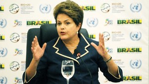 Dilma em entrevista coletiva no útlimo dia da Rio+20 (Foto: Alexandre Durão/G1)