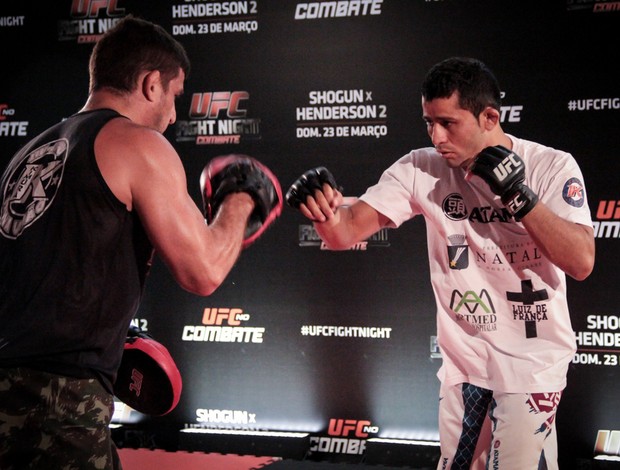 Jussier Formiga treino MMA UFC (Foto: Rodrigo Malinverni)