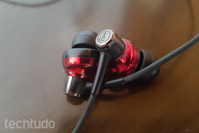 Fones de ouvido importados são boa escolha se você puder viver sem garantia e assistência técnica (Foto: Filipe Garrett/TechTudo) Fones de ouvido importados são boa escolha se você puder viver sem garantia e assistência técnica (Foto: Filipe Garrett/TechTudo)