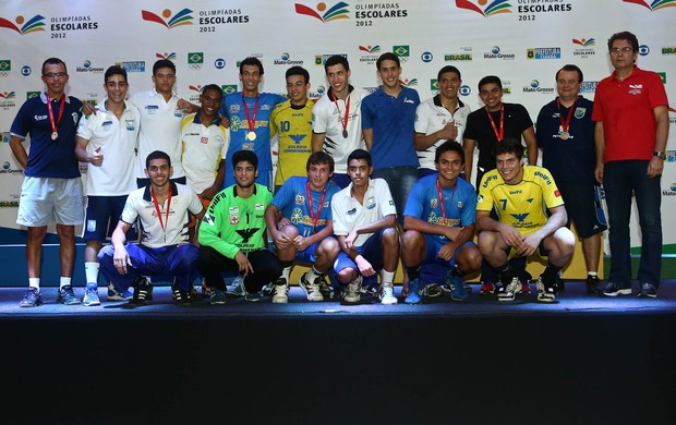 Seleção masculina de handebol escolar nas Olimpíadas Escolares em Cuiabá (Foto: Heuler Andrey/AGIF/COB) Seleção masculina de handebol escolar nas Olimpíadas Escolares em Cuiabá (Foto: Heuler Andrey/AGIF/COB)