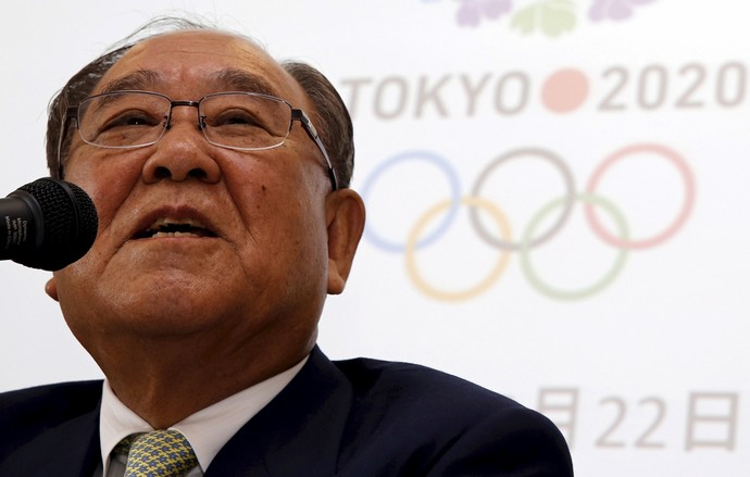Dirigente de Tóquio 2020, Fujio Mitarai fez anúncio nesta segunda-feira (Foto: Reuters)