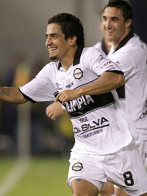 Pittoni gol Olimpia decisão Atlético-MG Libertadores (Foto: AP)