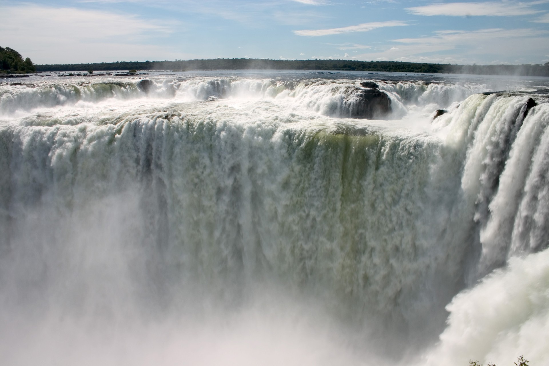 Foz do Iguaçu, ______ de 2005