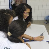 Lei pode proibir celular em salas de aula (Gustavo Almeida/G1)