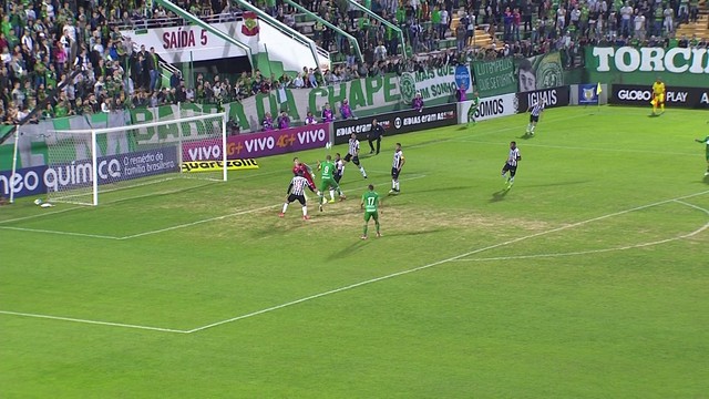 Palmeiras pressiona no segundo tempo, mas não evita revés contra a Chape