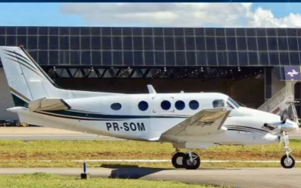 A aeronave que caiu em Paraty pertencia ao Grupo Emiliano (Foto: TV Globo/Reprodução)
