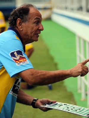 Gerson Andreotti, técnico do Macaé (Foto: Tiago Ferreira/Divulgação)