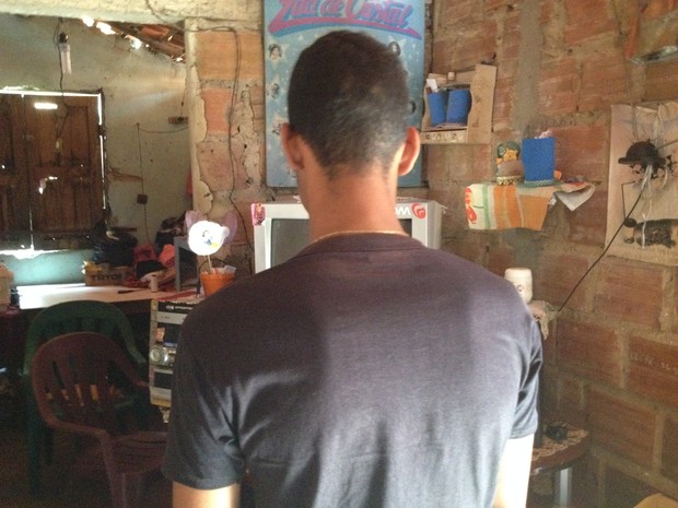 Adolescente de 14 anos conta como foi molestado por colegas (Foto: Gilcilene Arajo/G1)
