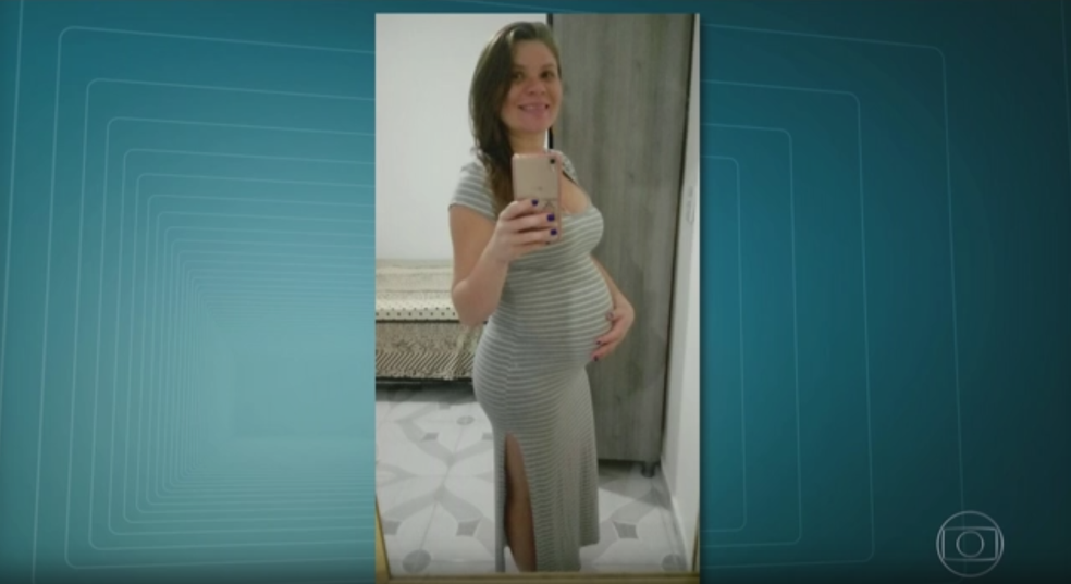 Bebê de Claudineia dos Santos Melo foi atingido por bala perdida dentro da barriga da mãe (Foto: Reprodução/TV Globo)