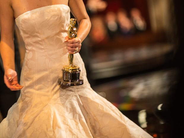 Esquema de segurança pesado para levar uma estrela - e seu look - até o Oscar (Foto: Getty) Esquema de segurança pesado para levar uma estrela - e seu look - até o Oscar (Foto: Getty)
