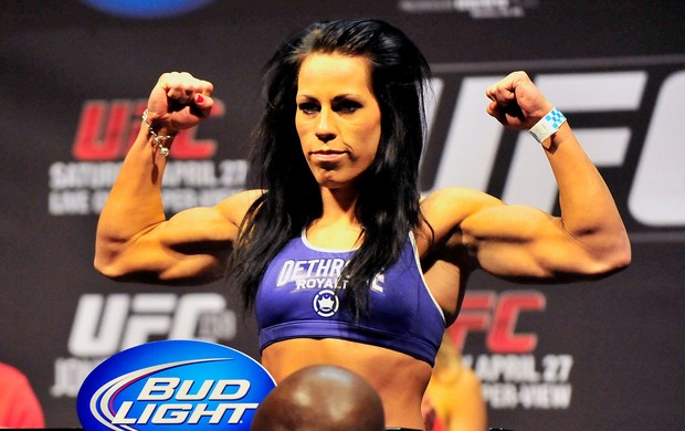 Sheila Gaff pesagem UFC (Foto: Getty Images)
