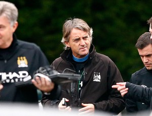 Roberto Mancini no treino do Manchester City (Foto: Reuters)