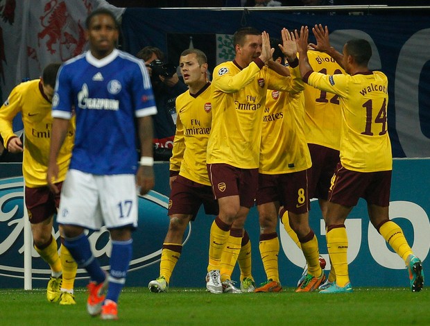 walcott Schalke 04 x arsenal (Foto: Reuters)