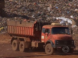 Justiça Federal analisa denúncia feita pelo MPF sobre irregularidades em licitação de aterro sanitário (Foto: Reprodução/TV Morena)