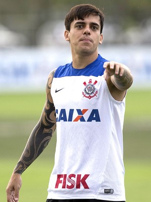 Fagner no treino do Corinthians (Foto: Daniel Augusto Jr. / Agência Corinthians)