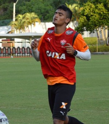 ramon em treino do Vitória (Foto: Francisco Galvão / Divulgação / E.C. Vitória)