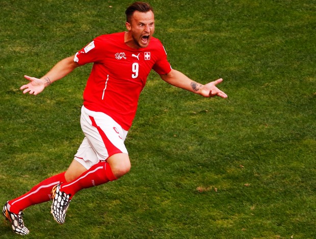 Seferovic suiça x equador
