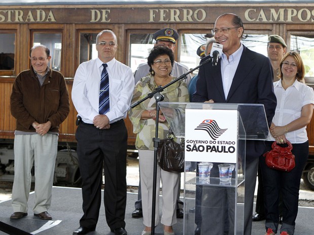 Alckmin, em 2 de novembro passado, anuncia investimento de mais de R$ 4 milhões na Estrada de Ferro de Campos do Jordão (Foto: Divulgação/Governo do Estado de SP) Alckmin, em 2 de novembro passado, anuncia investimento de mais de R$ 4 milhões na Estrada de Ferro de Campos do Jordão (Foto: Divulgação/Governo do Estado de SP)