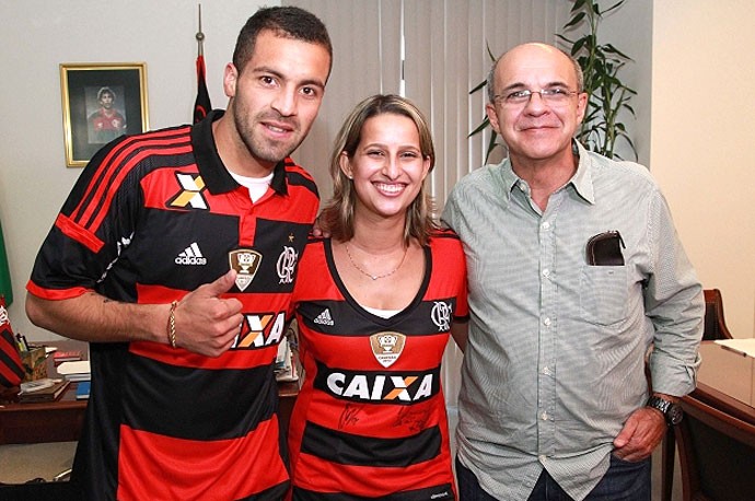 Héctor Canteros apresentado no Flamengo (Foto: Site Oficial do Flamengo)