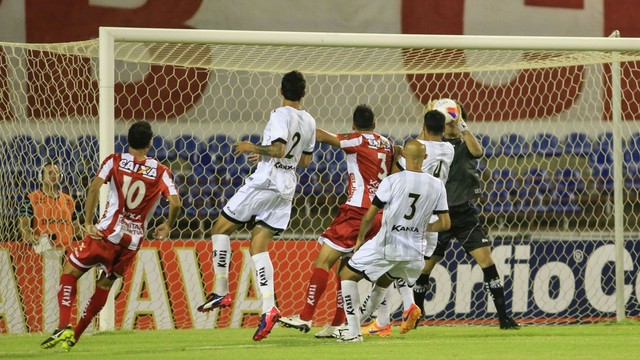 Assistir Bragantino x CRB ao vivo 01/10/2016