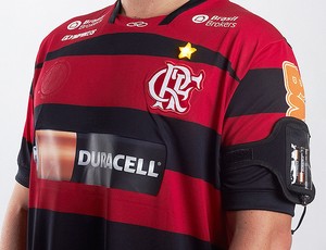 DURACELL acende estrela do Mundial na camisa do Flamengo (Foto: Divulgação)