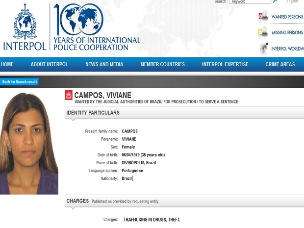 Mulher condenada a 15 anos foi extraditada para Divinópolis (Foto: Mulher foi incluida na lista de criminosos procurados internacionalmente ) Mulher condenada a 15 anos foi extraditada para Divinópolis (Foto: Mulher foi incluida na lista de criminosos procurados internacionalmente )