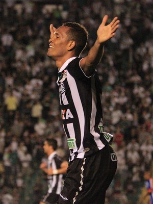 figueirense, guaratinguetá, série b, thiego (Foto: Luiz Henrique / Figueirense FC)