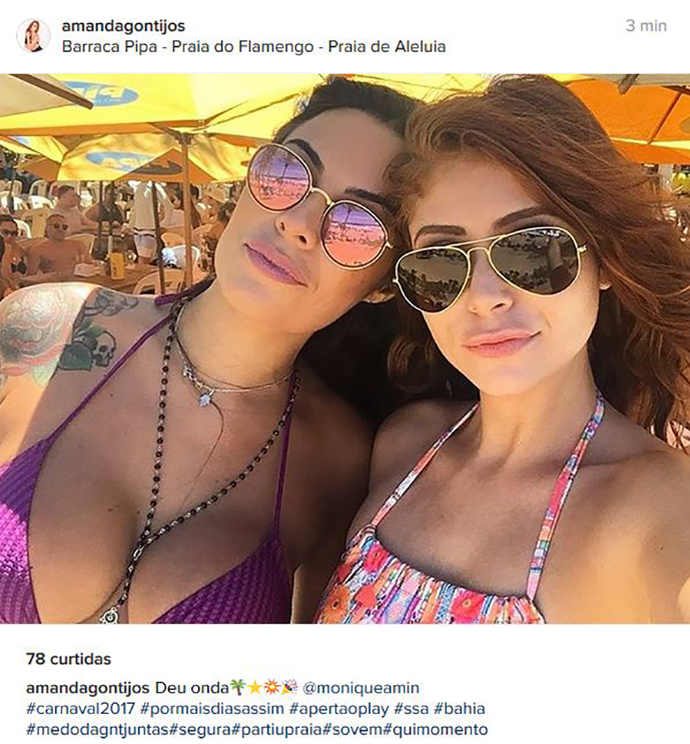 Amanda Gontijo e Monique Nunes aproveitam praia (Foto: Instagram @amandagontijos)