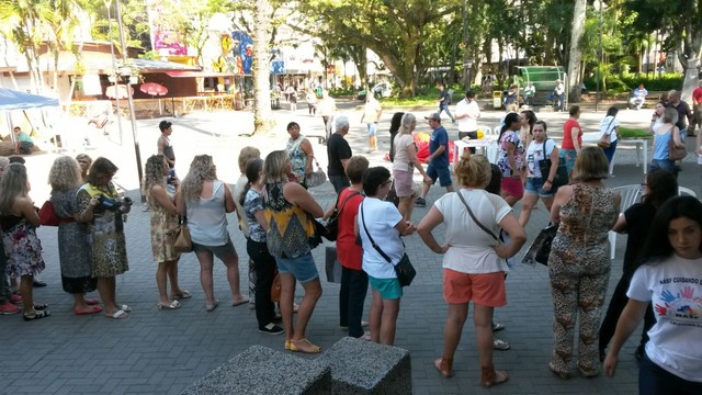 Mulheres foram atendidas no Centro de Criciúma (Foto: RBS TV/Divulgação)
