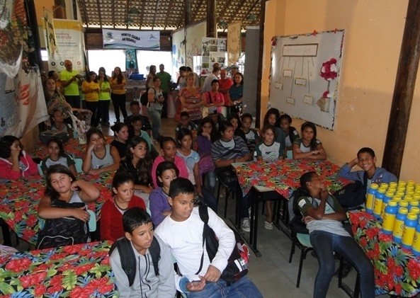 Ecoponto de Sâo Pedro funcina no Horto Escola, às margens da Rodovia Amaral Peixoto (Foto: Pierre Sampaio / Divulgação) Ecoponto de Sâo Pedro funcina no Horto Escola, às margens da Rodovia Amaral Peixoto (Foto: Pierre Sampaio / Divulgação)
